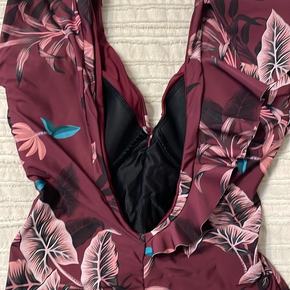NWT Leonisa Burgundy Floral Deep V Ruffle Shoulder One Piece Swim Suit Sz. Large - Picture 13 of 15